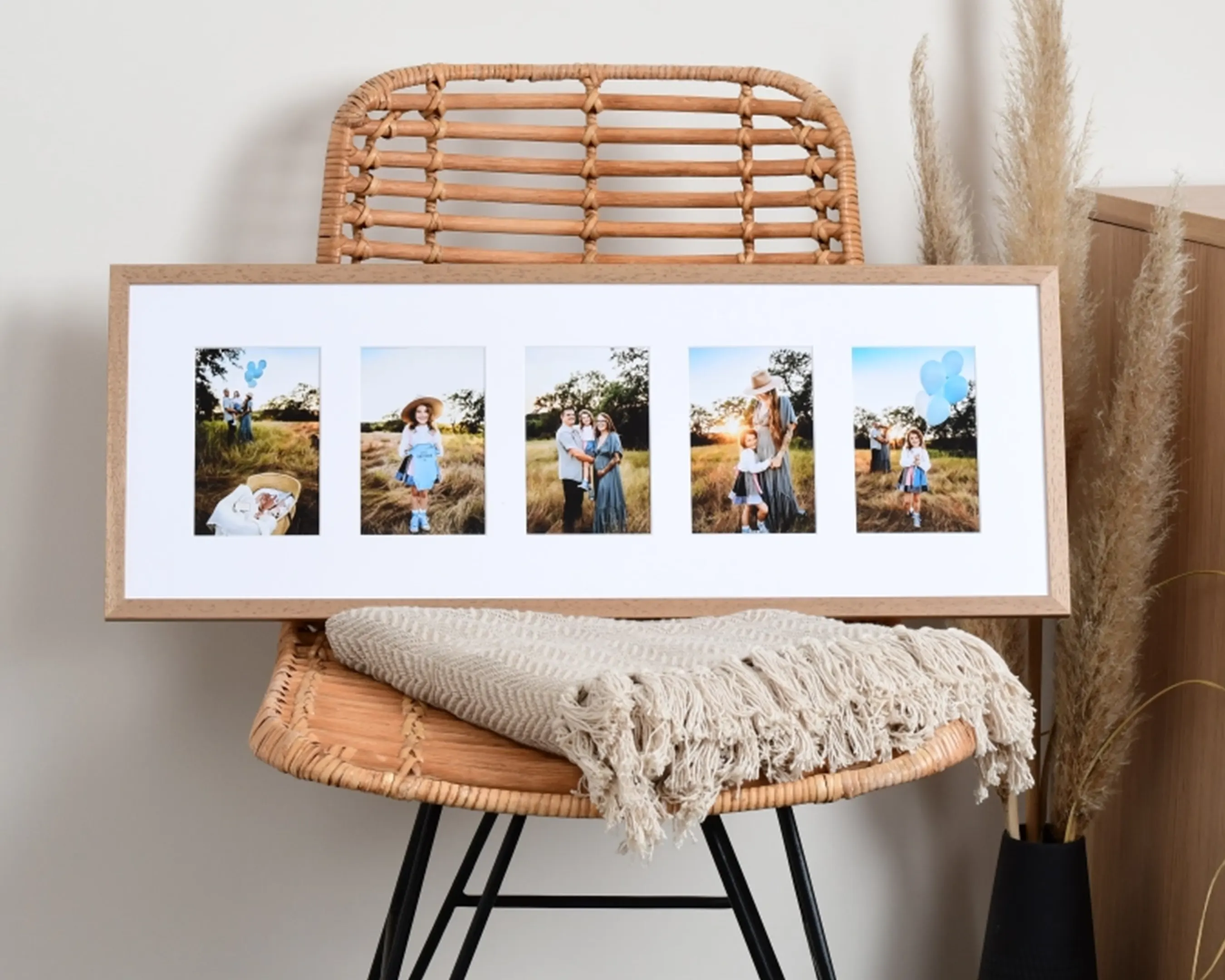 Passepartoutcollage Claire 25x70 cm im Wohnraum