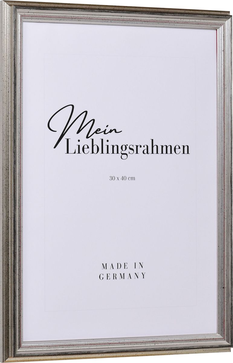 Seitenansicht eines silbernen Holzrahmens im Barockstil mit steil aufsteigender Au